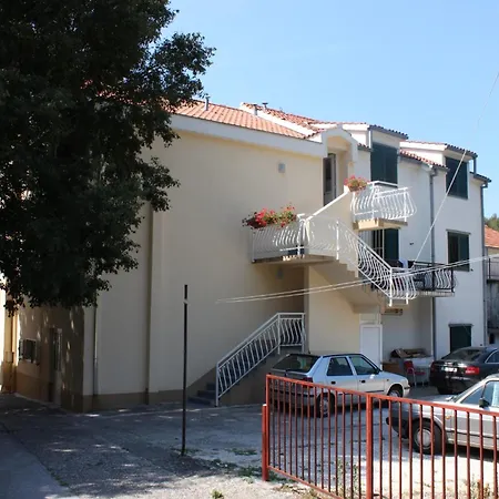 Apartment Donja Vala 6658a
