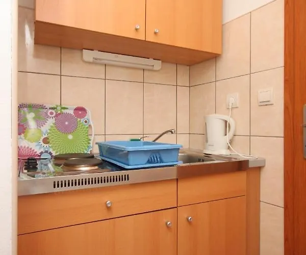 아파트 Donja Vala 6658a 드레베니크