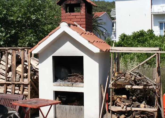 Donja Vala 6658a 아파트 *